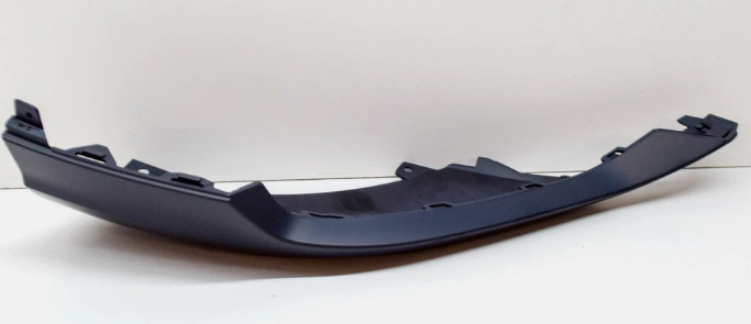 Спойлер бампера правий